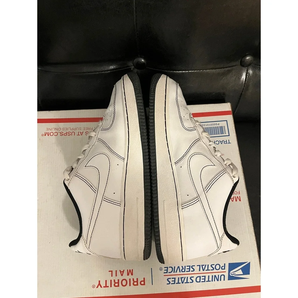 Nike Air Force 1 '07 GS White Black Contrast Stitch